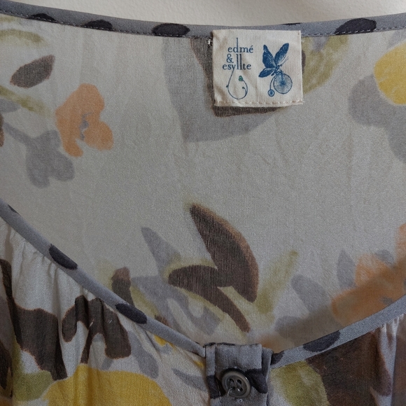 Floral 100% Silk Blouse - Picture 5 of 7